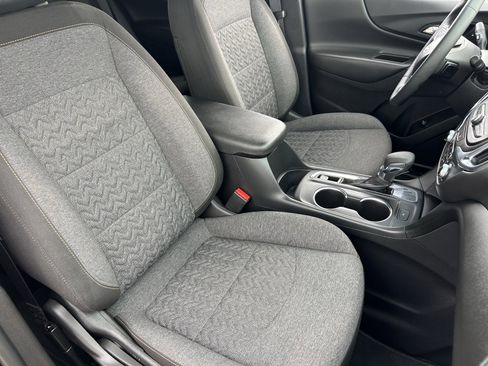 Certified 2024 Chevrolet Equinox LT FWD image 11