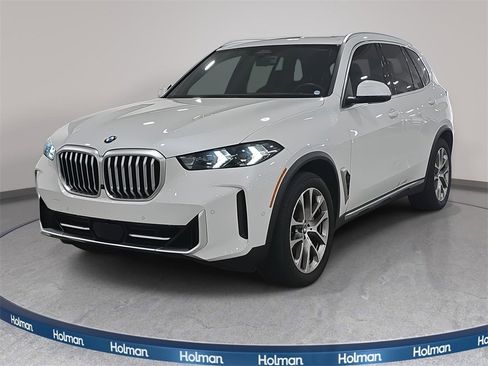 Certified 2024 BMW X5 xDrive40i w/ Parking Assistance Package image 1