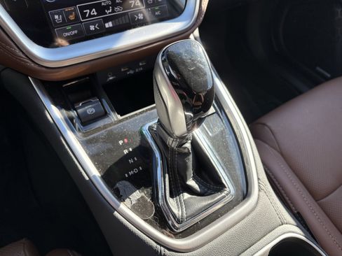 Used 2021 Subaru Outback Touring XT image 17