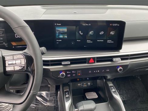 New 2026 Kia Sorento S AWD/4WD image 8