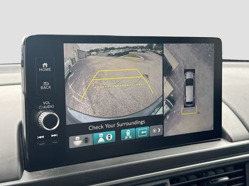Used 2025 Honda Pilot Black Edition image 14