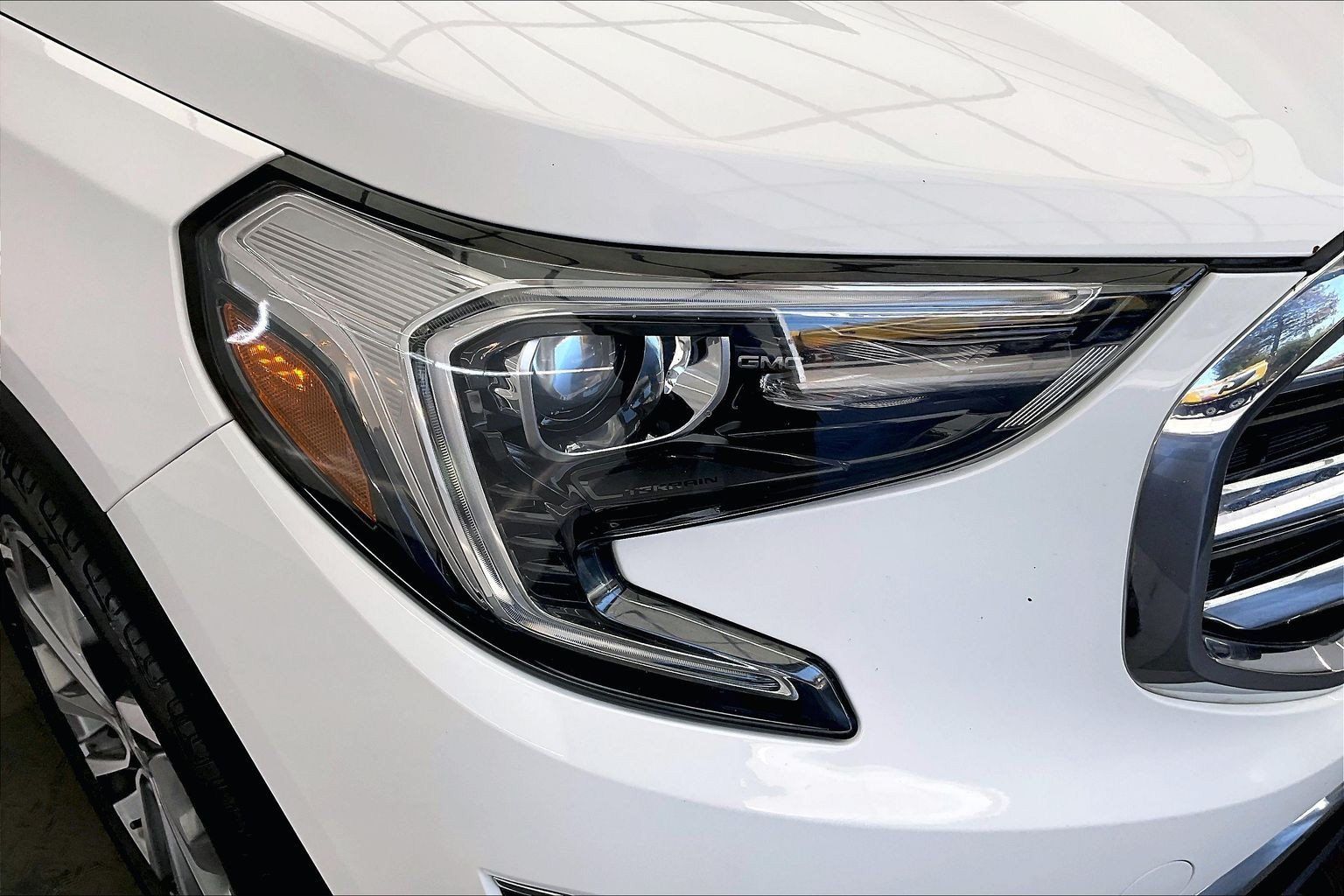 Used 2018 GMC Terrain SLT w/ Preferred Package AWD/4WD image 28