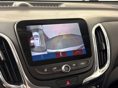 Used 2018 Chevrolet Equinox Premier AWD/4WD image 22