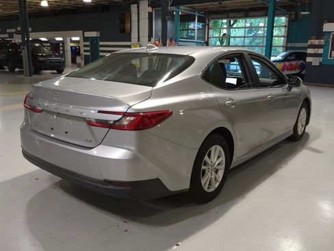 Used 2025 Toyota Camry LE w/ Convenience Package AWD/4WD image 8