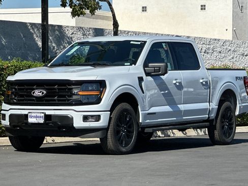 New 2025 Ford F150 XLT w/ Equipment Group 303A High image 8