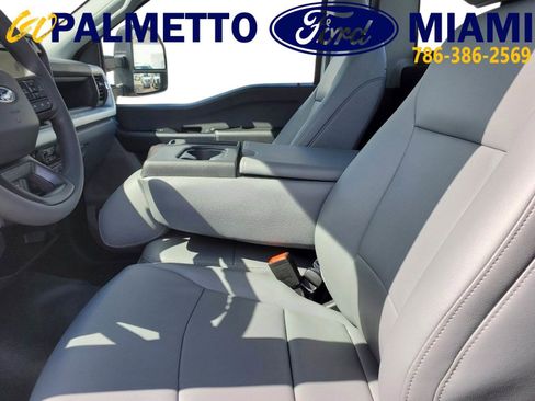 Used 2024 Ford F350 XL w/ XL Chrome Package AWD/4WD image 7