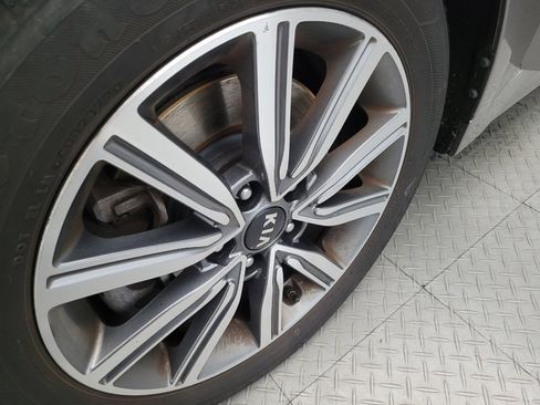 Used 2019 Kia Optima EX image 31