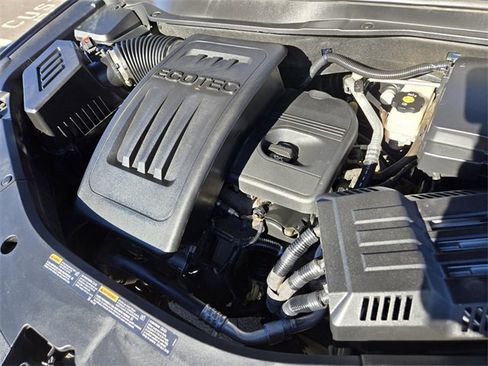 Used 2017 Chevrolet Equinox LT w/ Convenience Package image 16