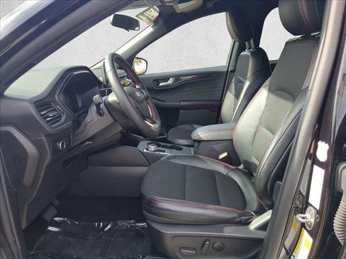 Used 2025 Ford Escape ST-Line image 15