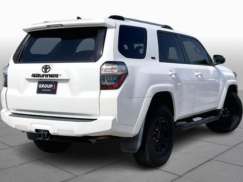 Used 2021 Toyota 4Runner SR5 image 12