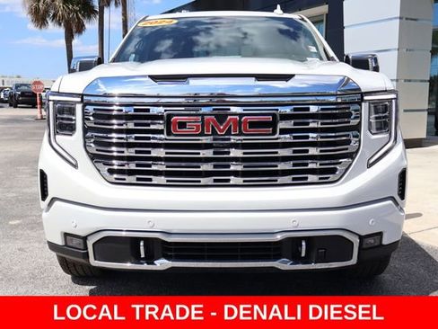 Used 2024 GMC Sierra 1500 Denali w/ Denali Reserve Package AWD/4WD image 3