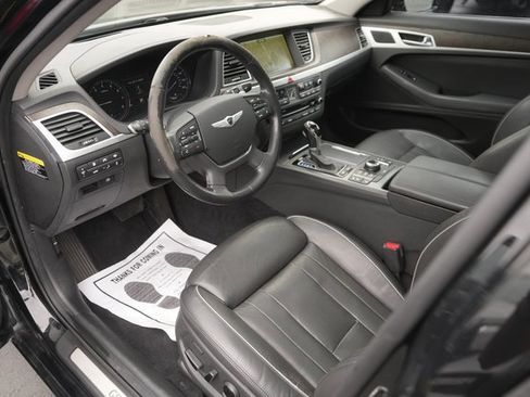 Used 2015 Hyundai Genesis 3.8 w/ Option Group 04 image 8