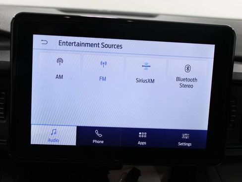 Used 2024 Ford Explorer XLT RWD image 33