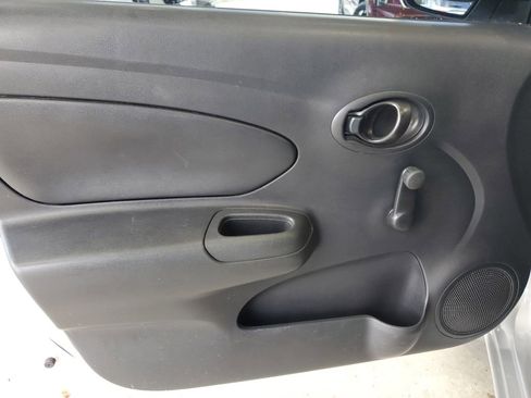 Used 2015 Nissan Versa S image 19