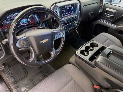 Used 2017 Chevrolet Silverado 2500 LT AWD/4WD image 7