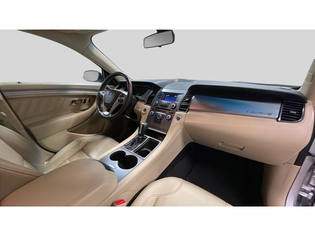 Used 2019 Ford Taurus SEL FWD image 18