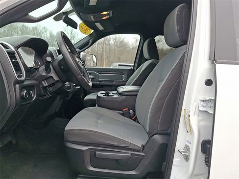 Used 2022 RAM 2500 Big Horn image 13