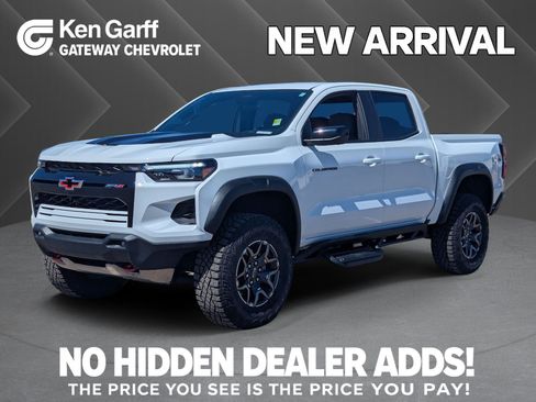 Certified 2025 Chevrolet Colorado ZR2 w/ Technology Package AWD/4WD image 1