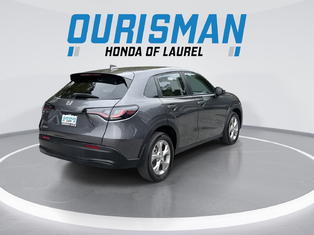 Used 2025 Honda HR-V LX image 8