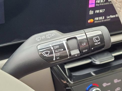 Used 2023 Kia Niro Wind FWD image 9