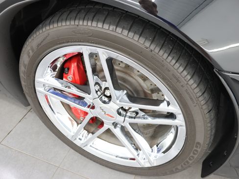 Used 2008 Chevrolet Corvette Z06 w/ Preferred Equipment Group RWD image 3