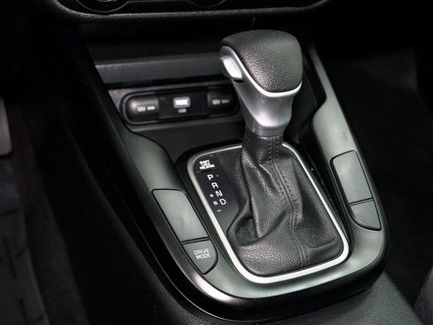 Used 2023 Kia Soul LX image 20