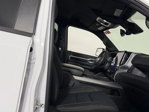 Certified 2025 RAM 1500 Big Horn AWD/4WD image 28