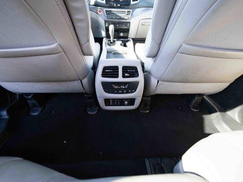 Used 2016 Honda Pilot EX-L image 22