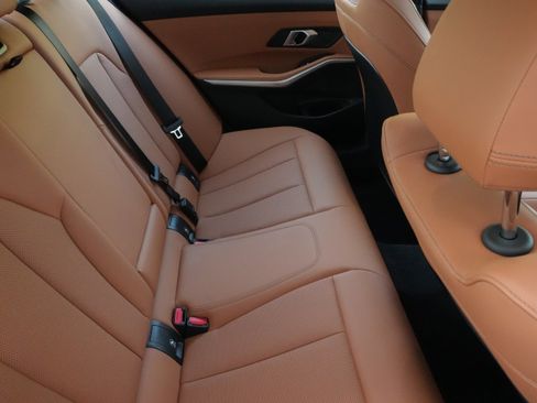 Used 2025 BMW 330i Sedan RWD image 32