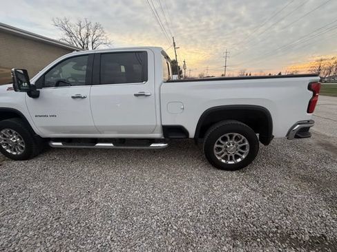 Used 2025 Chevrolet Silverado 2500 LTZ w/ LTZ Plus Package AWD/4WD image 19