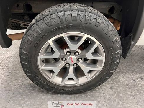 Used 2017 GMC Sierra 1500 SLT AWD/4WD image 17