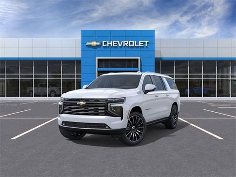 New 2026 Chevrolet Suburban High Country image 8