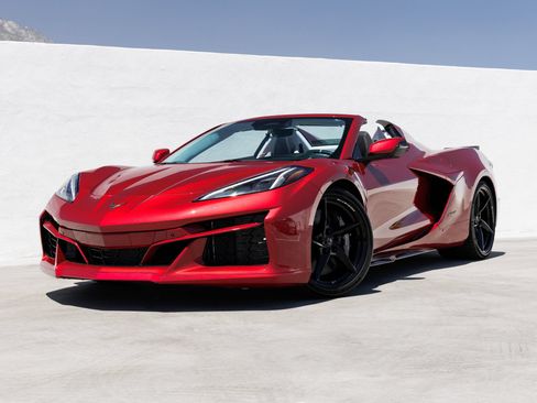 Used 2024 Chevrolet Corvette E-Ray AWD/4WD image 1