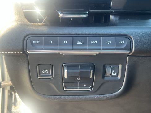 Used 2023 Cadillac Escalade ESV Sport w/ Touring Package AWD/4WD image 14
