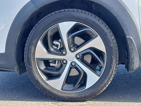Used 2018 Hyundai Tucson Value w/ Cargo Package image 25