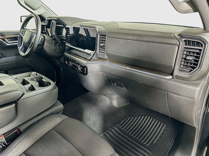 Used 2024 Chevrolet Silverado 1500 LT AWD/4WD image 27