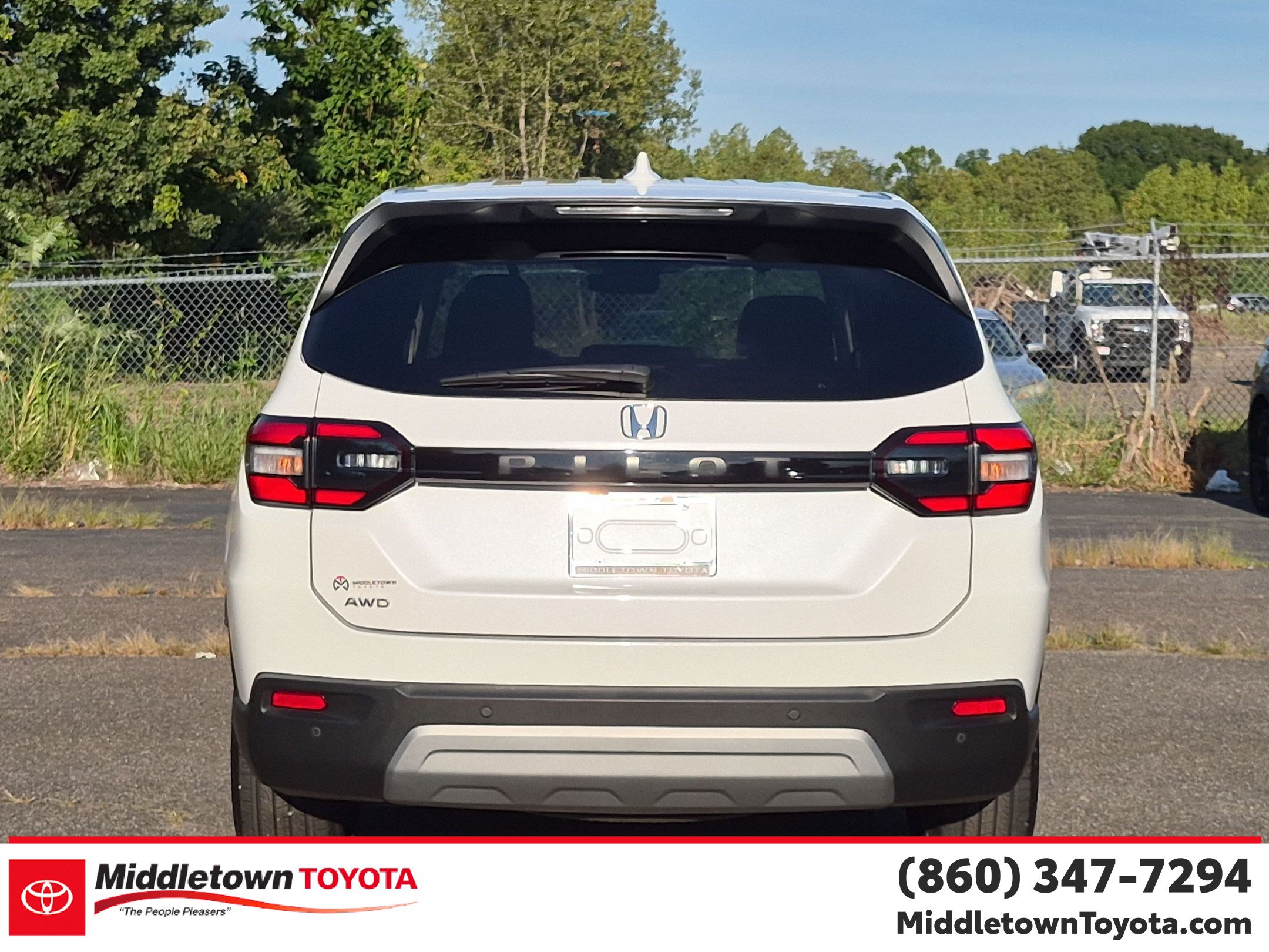 Used 2024 Honda Pilot EX-L image 4