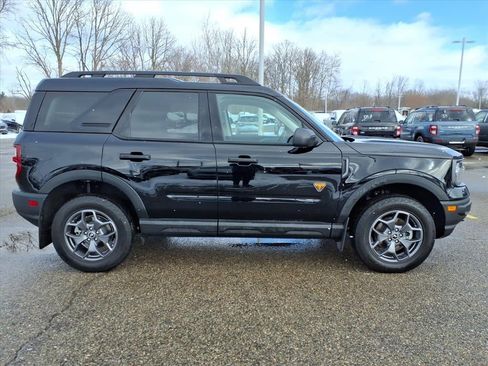 Used 2023 Ford Bronco Sport Badlands image 9