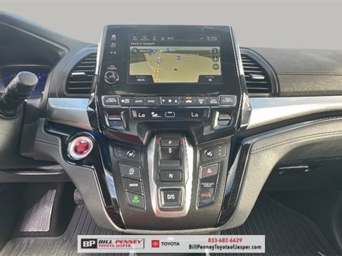 Used 2023 Honda Odyssey Touring image 15