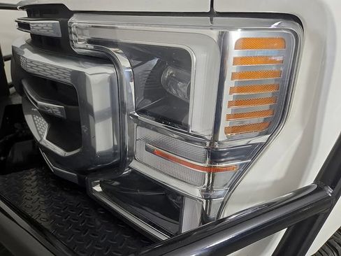 Used 2022 Ford F250 Platinum w/ Tremor Off-Road Package image 10