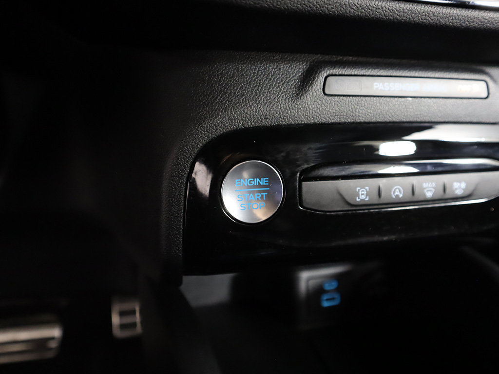 Used 2023 Ford Escape ST-Line w/ Tech Pack #1 FWD image 40