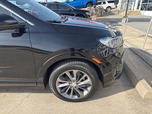 Used 2022 Buick Encore GX Select w/ Sport Touring Package image 4