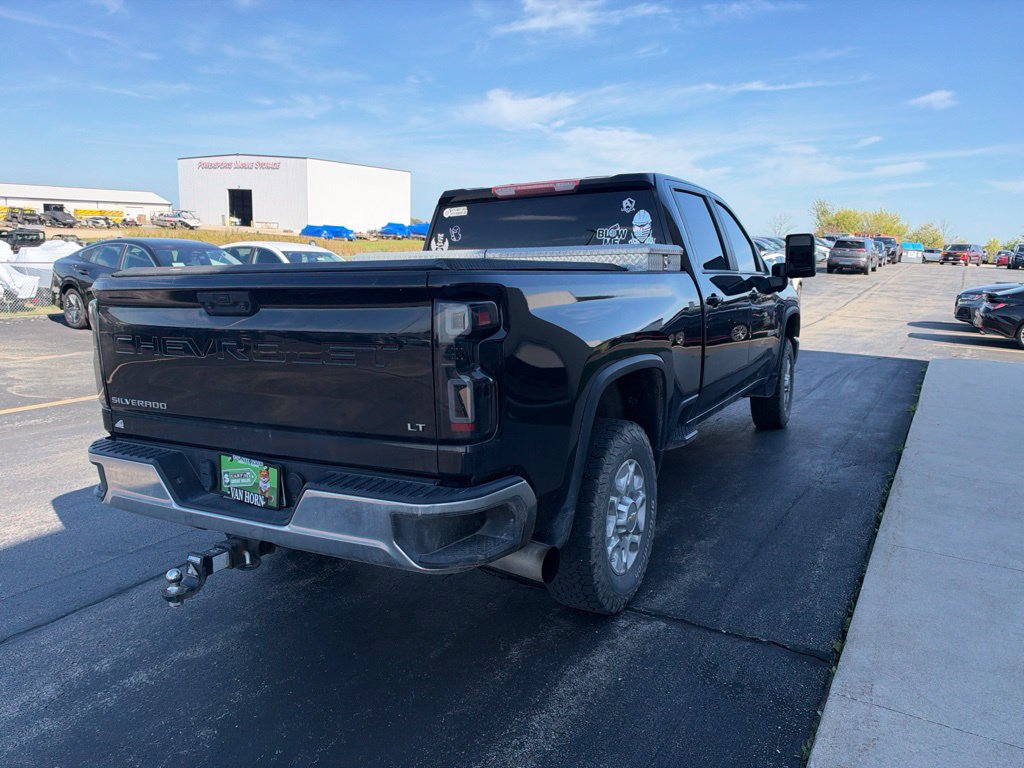 Used 2022 Chevrolet Silverado 2500 LT w/ Convenience Package AWD/4WD image 5