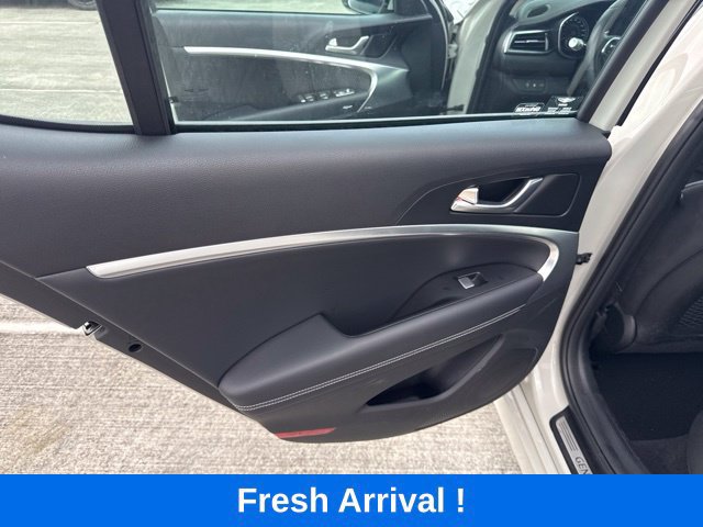Used 2026 Genesis G70 2.5T RWD image 13
