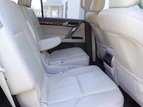 Used 2018 Lexus GX 460 Premium image 21