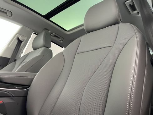 New 2025 Audi Q8 Premium Plus image 27