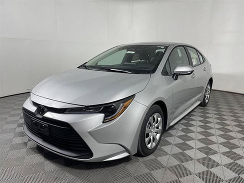 New 2026 Toyota Corolla LE FWD image 3
