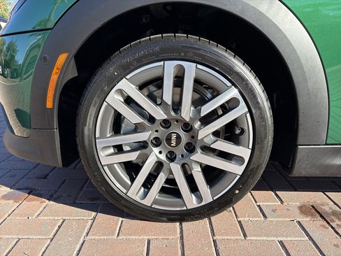 Used 2026 MINI Cooper 2-Door Hardtop FWD image 21