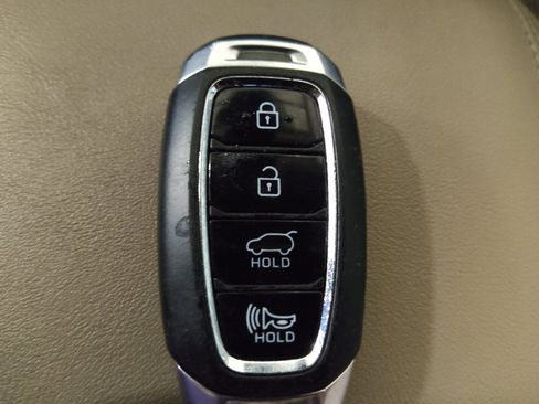 Used 2020 Hyundai Santa Fe SEL w/ Convenience Package FWD image 32