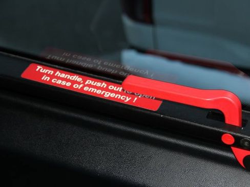 Used 2021 Mercedes-Benz Sprinter 2500 image 33